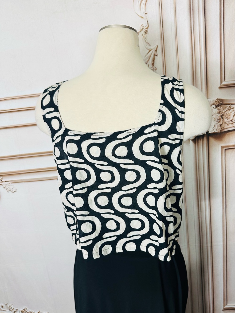 Blu Pepper Black & White Tie-Front Camisole - Picture 4 of 8
